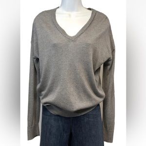Women’s Banana Republic Gray V Neck Pullover Sweater Size S